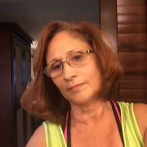 Meet your Posher, Iris